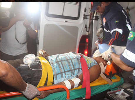 0809-policia-acidentemicroonibus