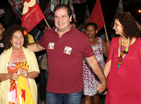 2909-politica-releasetiaoviana-assessoria