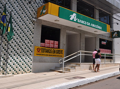 3009-cotidiano-grevedosbancarios-cleriston