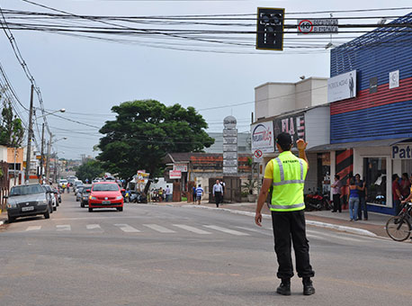 0210-cotidiano-transito-cleriston