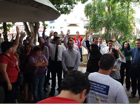 0810-cotidiano-grevebancarios-manoelfacanha