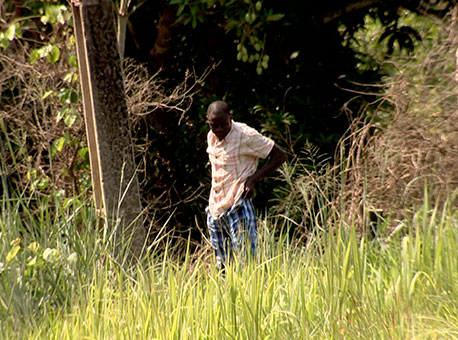 1310-cotidiano-imigrantesnecesidadesfisiologicas-tvgazeta