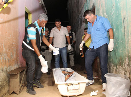 2010-policia-assassinatomulherdegolada-cleriston