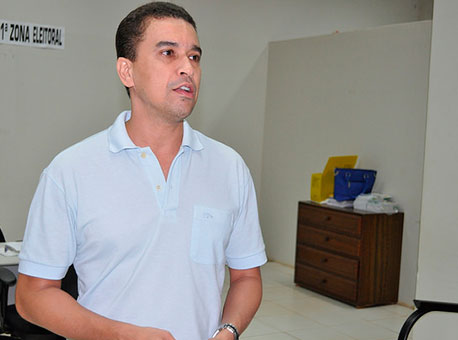 2110-politica-juizanastaciomenezes-taianelima