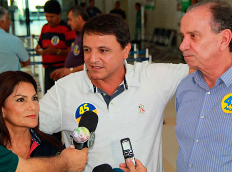 2110-politica-releasemarciobittar-assessoria