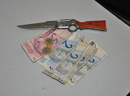 2910-policia-assalto15reais-cleriston