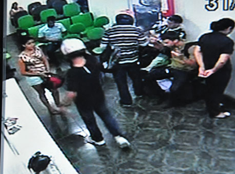 0411-policia-assalto-cedida2