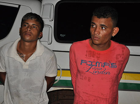 0711-policia-doishomenspresos-cleriston2