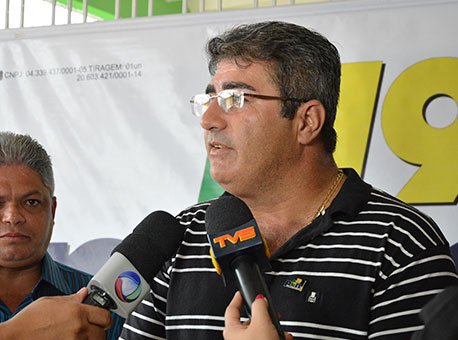 1011-politica-josadafarmacia-sousagomes