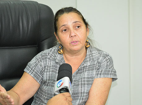 0212-politica-naluhgouveia-sousagomes