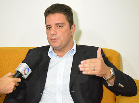 060115-politica-gladsoncameli-sousagomes