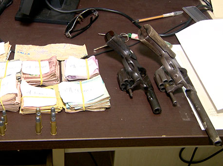 280115-policia-assalto-tvgazeta