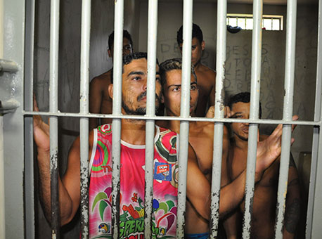 290115-policia-superlotacao-cleriston