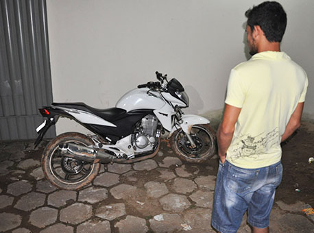 130215-policia-motoroubada-cleriston