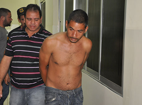 190215-policia-esfaqueouopai-cleriston