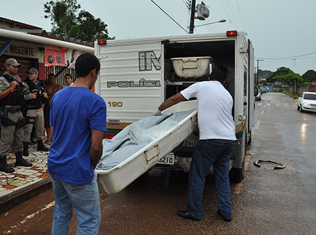 280215-policia-mulhereletrocutada-cleriston2