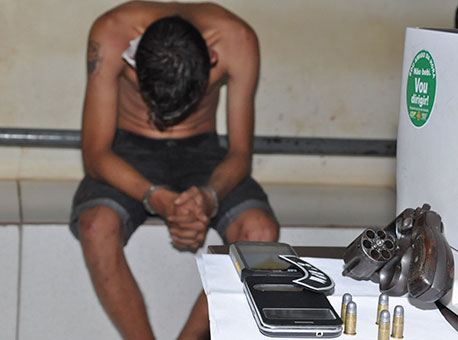 030415-policia-assaltante-cleriston