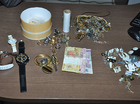 080415-policia-objetosroubados-cleriston