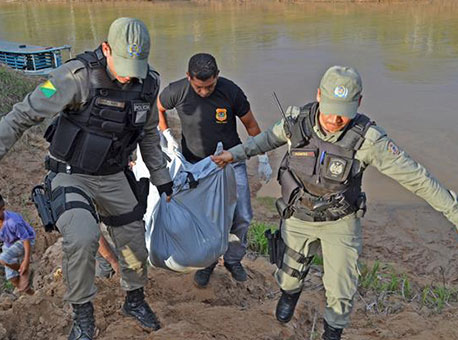 130415-policia-deficienteemsena-sena24horas