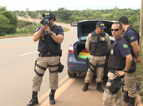 170415-policia-prf-tvgazeta2