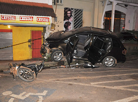 270515-policia-aciedentecarro-cleriston