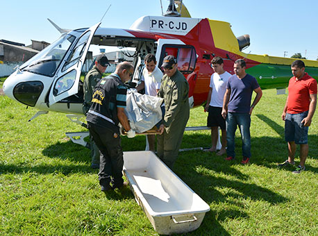 070615-policia-chegadadocorpo-cedida2