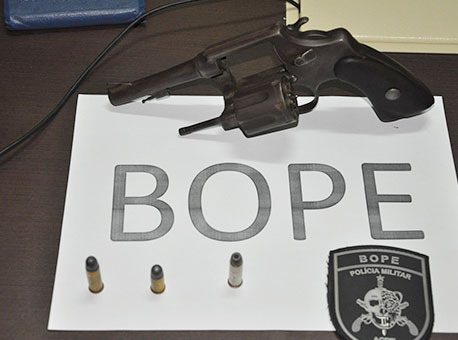 090615-policia-armaapreendida-cleriston