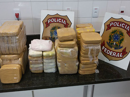 100715-policia-apreensaodedroga-cedida2