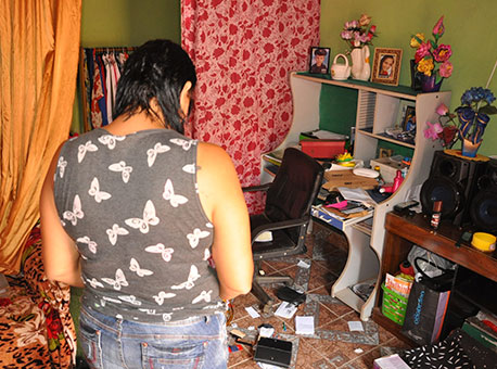 270915-policia-casaroubada-cleriston