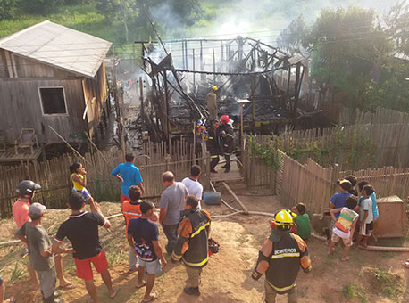 141015-policia-incendiotarauaca-clogdochiquinhotk