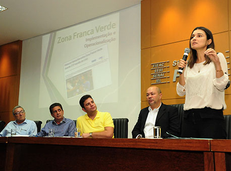 030616-politica-zonafrancaverde-assessriaparlamentar