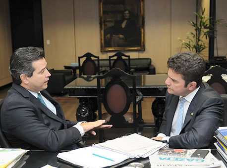 090616-politica-gladsoncameli-assessoria