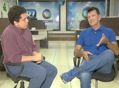 260816-politica-entrevistaraimundovaz-tvgazeta