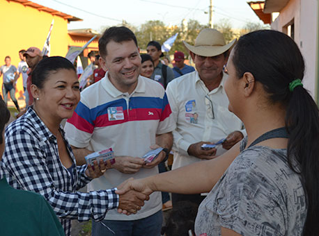 070916-politica-elianesinhasique-assessoriadecampanha