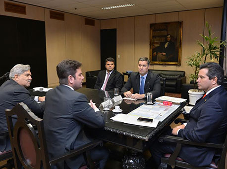 261016-politica-gladsoncameli-assessoriaparlamentar