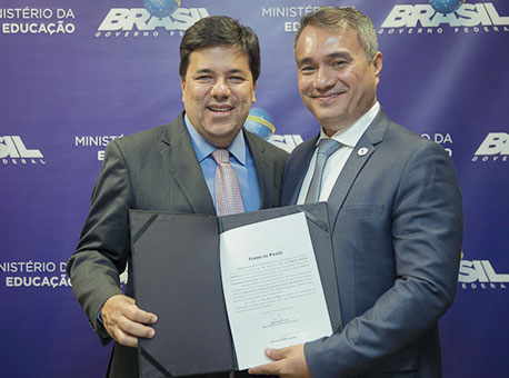 101116-politica-posseufac-assessoria