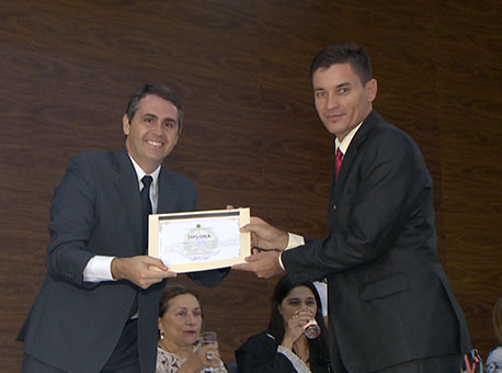 191216-politica-diplomacao-tvgazeta