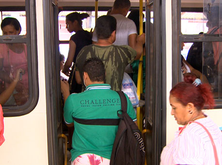 280115-cotidiano-onibushepatite-tvgazeta2