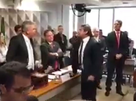 080817-politica-brigaconselhoetica-cedida2