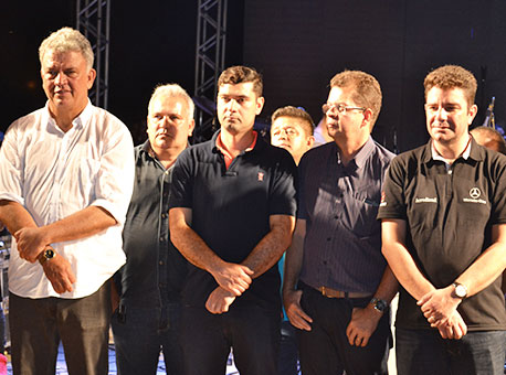120817-politica-gladsconcameli-assessoriaparlamentar