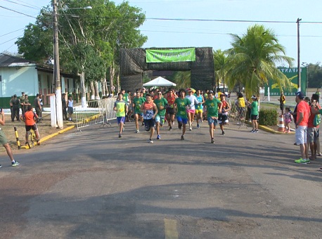 110917-esporte-corrida-duque-caxias