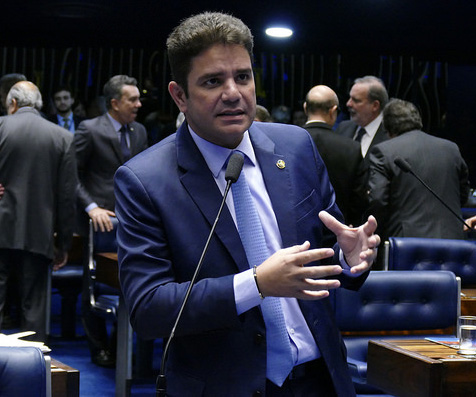 051217-politica-gladsoncameli-assessoriaparlamentar