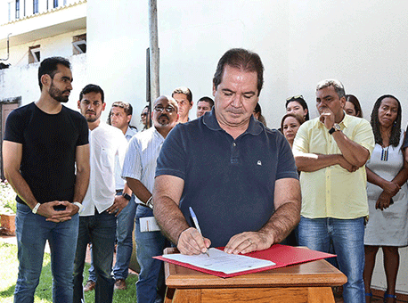081217-politica-assinaturaordemservicohuerb-agenciadenoticiasdoacre