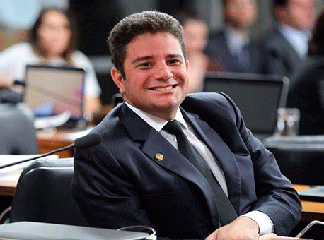 291217-politica-gladsoncameli-assessoriparlamentar