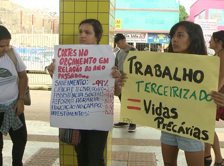 190218-politica-maniofesto-pec-reforma