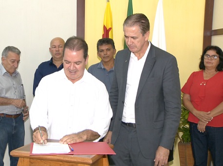 060318-politica-protocolo-dinheiro-basa