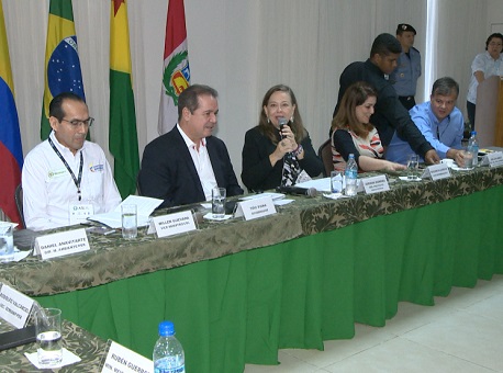 210318-politica-encontro-internacional