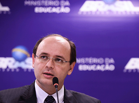 090518-politica-ministroeducacao-assessoriaparlamentar