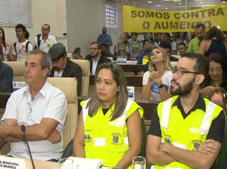 250518-politica-passagemdeonibus-tvgazeta