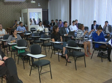 200618-politica-aula-direito